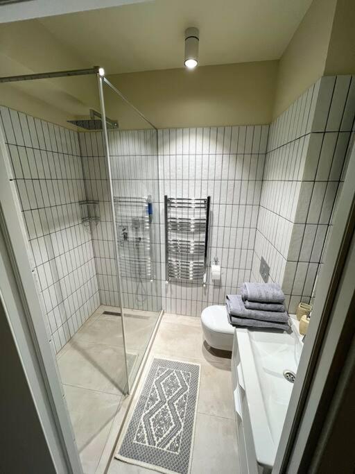2 Bedroom On Ismail Corner Stefan Cel Mare, New Apartment, Chisinau Center! Dış mekan fotoğraf